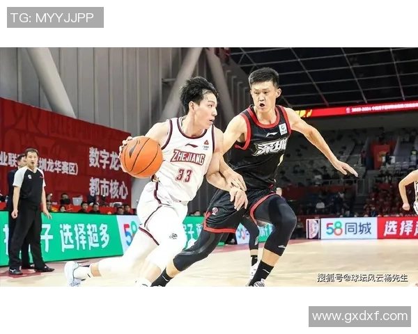 赛后分析：杭州篮球队与深圳篮球队的团队协作表现及其影响因素探讨