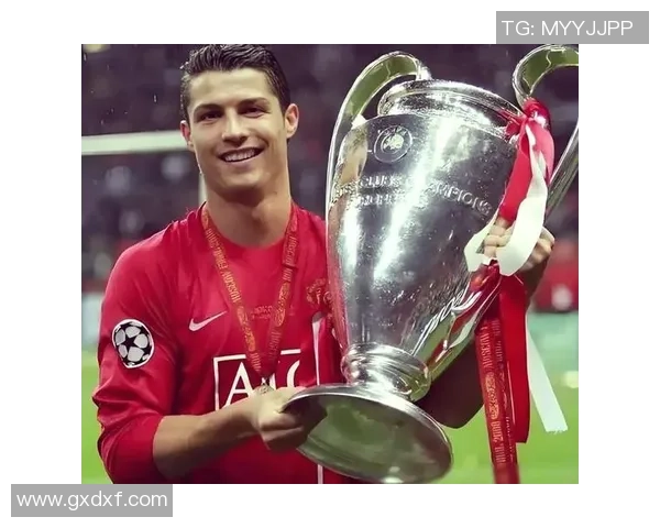 传奇足球明星36号的辉煌历程与不凡成就揭秘